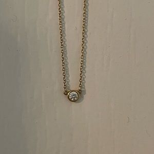 Elsa Peretti Diamonds by the Yard® Single Diamond Pendant